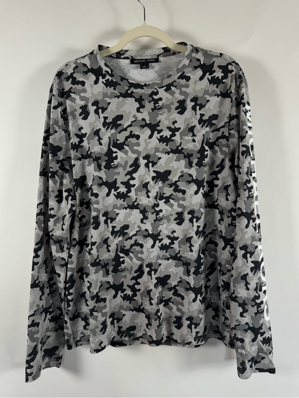 Michael Kors Men’s Grey Camo Long-Sleeve Shirt MEDIUM Casual Everyday Designer